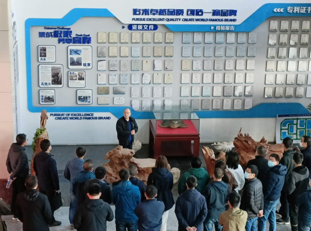 日本猛少妇色XXXXX猛叫