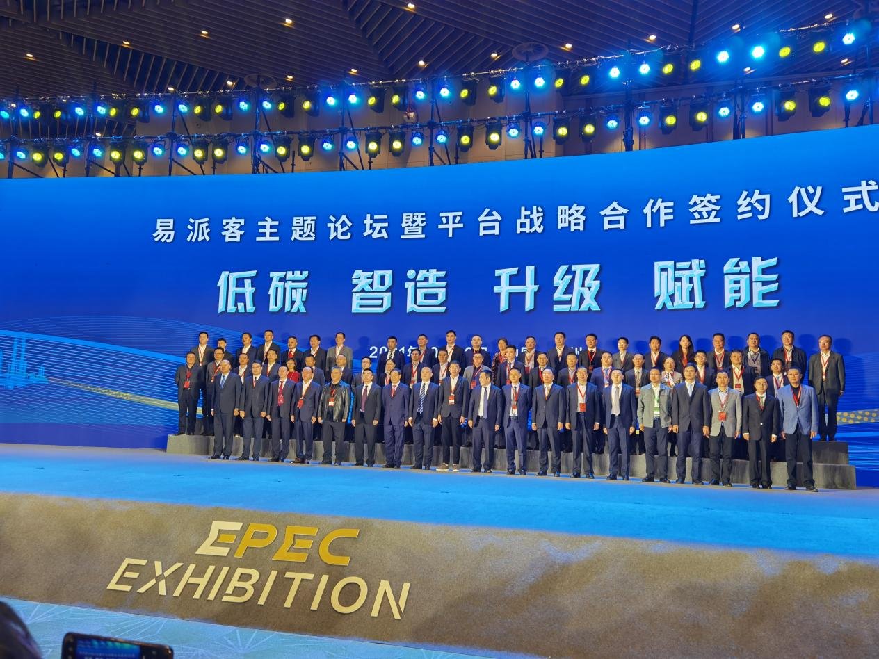 日本猛少妇色XXXXX猛叫