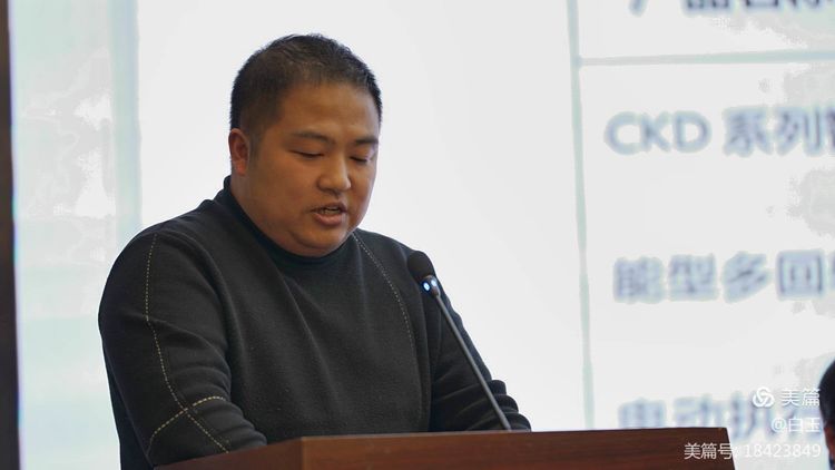 日本猛少妇色XXXXX猛叫