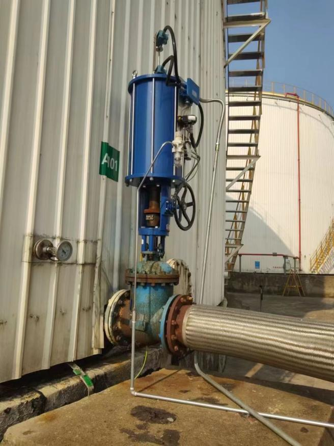 日本猛少妇色XXXXX猛叫